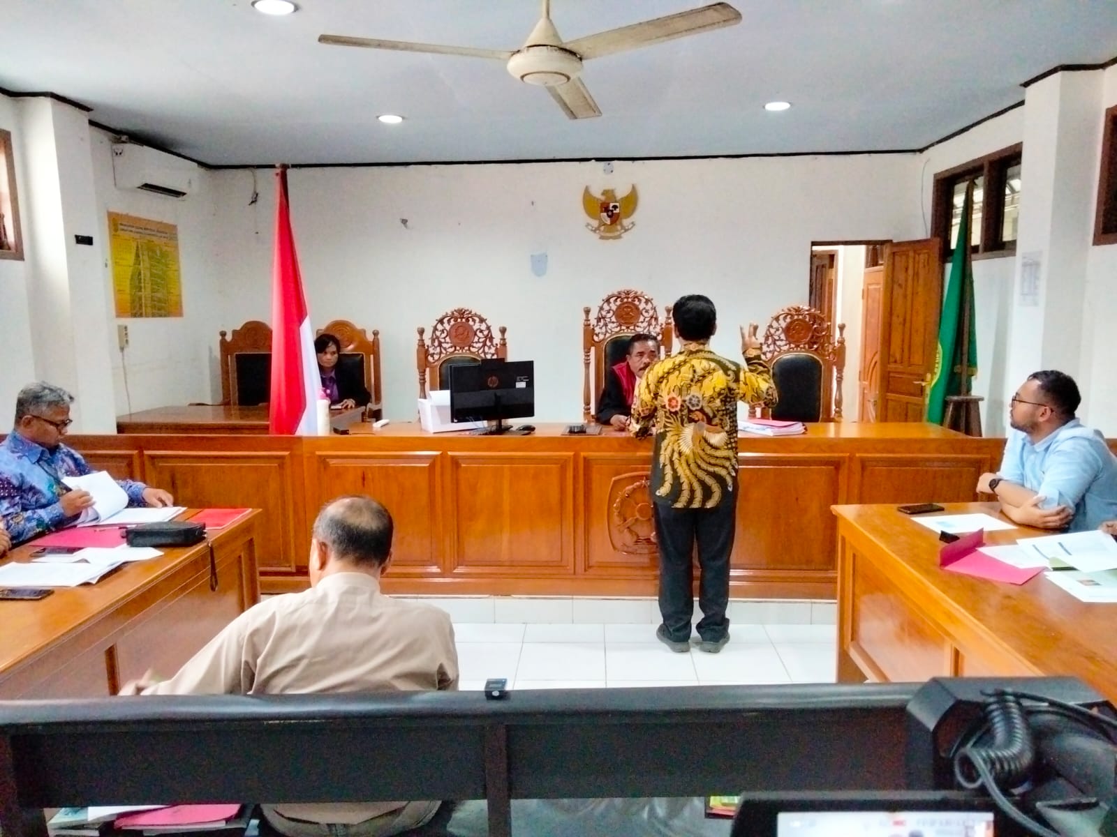 Sidang Praperadilan Plt Bupati Mimika Johannes Rettob